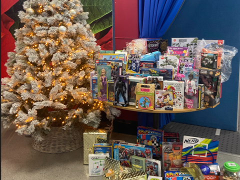 Christmas Tree & Toys
